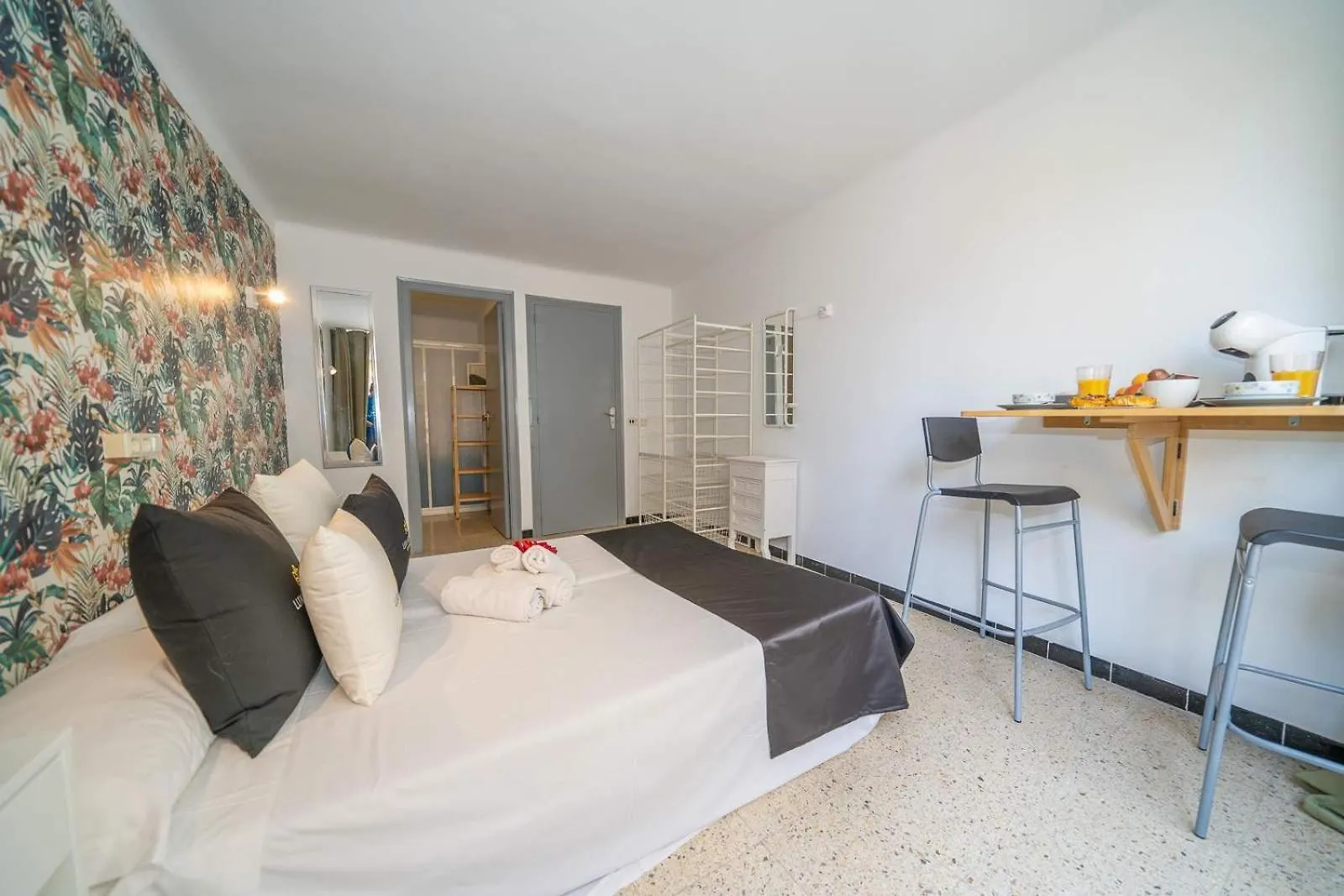 Mary Joe Suites Lloret de Mar 0*,